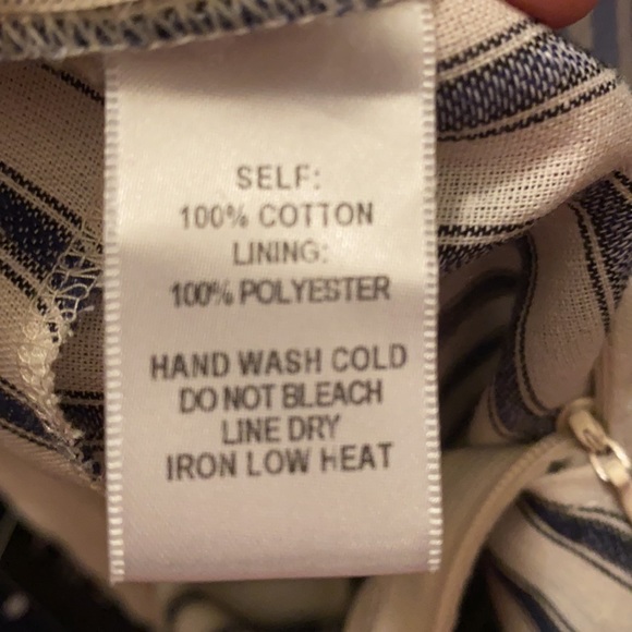 NWT LULUS Jumpsuit - Picture 12 of 12